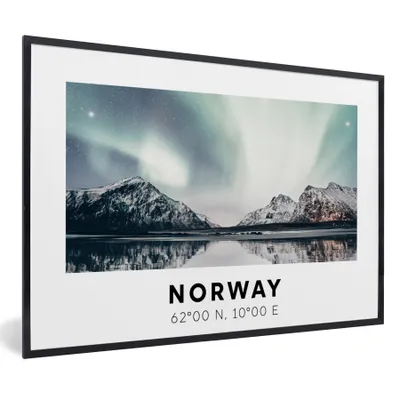 Produktbild von MuchoWow® Gerahmtes Poster Norwegen - Nordlichter - Wasser 90x60 cm - Poster mit Schwarzem Bilderrahmen Wandposter Rahmen Foto Bilder - Fotorahmen - Foto-Plakat