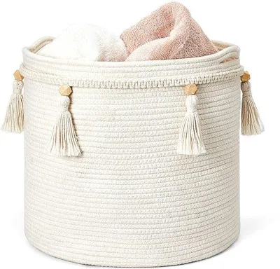 Produktbild von Unyqoos® Handgefertigter Aufbewahrungskorb aus natürlichem Baumwollseil mit Boho-Quasten, Ø 38 × H 36 cm, mit Tragegriffen