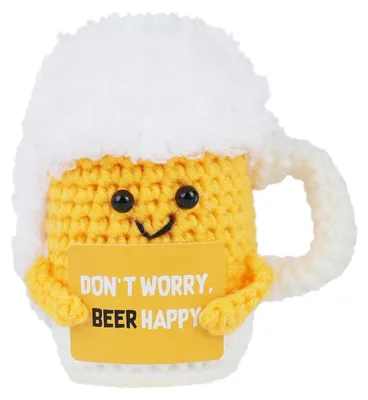 Mini-Häkelpuppe Bierkrug mit Spruchkarte, 8,8 cm