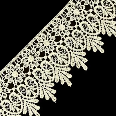 1m Meterware Ätzspitze Barockdesign Spitzenborte creme