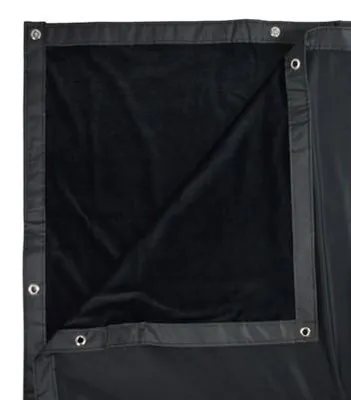 Produktbild von SimSpace Verdunkelungsbildschirm 4 x 2,5 m – Premium-Velours – passend für Golf-Gehäuse SKU SIM/004