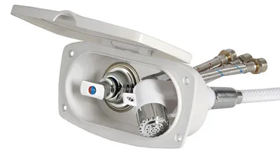 Immagine prodotto di Cabina doccia con interruttore ON-OFF, tubo in PVC da 4 m – Osculati 15.241.02