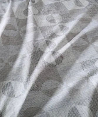 Produktbild von Fleuresse Black Premium Schweizer Satin Bettwäsche Dewsbury silber 135x200 cm + 80x80 cm