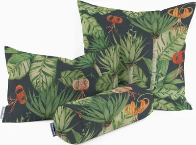 Produktbild von SCHÖNER LEBEN. Kissenhülle Outdoor Blätter Blüten blau grün rot Größe 30x50cm (HxB) 30x50cm (HxB) Größe