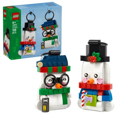 Produktbild von LEGO Deko-Schneemänner Spielzeug - Weihnachtlicher Modellbausatz mit 2 Figuren & Zubehör - Christbaumschmuck Dekoration - Geschenkidee für Mädchen und Jungen ab 6 Jahren - 40812