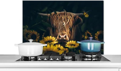 Produktbild von KitchenYeah®  Spritzschutz Küche - Küchenrückwand - Wandschutz für Herd und Spüle - Schottische Hochlandrind - Blumen - Kuh - Botanisch - Tiere 90x60 - Alu-Dibond (Alternative zum Spritzschutz aus Gla