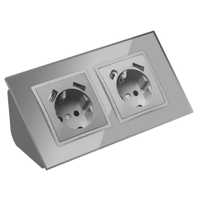 Produktbild von Glas Ecksteckdose 2-fach Steckdose mit USB und USB-C Steckdosenblock 45° Verteilerdose silber.
