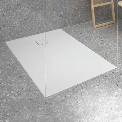 Immagine prodotto di Doccia Lastani di Ideal Standard, dimensioni 120 x 90 cm, realizzata in acrilico sanitario con nucleo in resina minerale (StoneTech™), superficie antiscivolo, installazione a filo pavimento