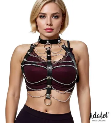Zdjęcie produktu dla ADALET LINGERIE - Biustonosz Hilda z łańcuchami, wykonany z wegańskiej skóry, uniwersalny rozmiar