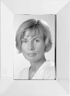 Obrázok produktu pre Fink THEA, rámik na fotografie, 13x18 cm, sklo, strieborný, oceľ, strieborná farba, dĺžka 18 cm, šírka 23,1 cm, výška 2,4 cm, kód: 133523