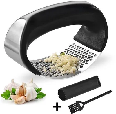 Obrázok produktu pre RVS krájač cesnaku typu Swing s čistiacou kefkou