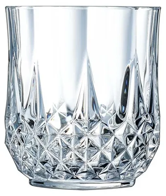 Imagen del producto de 6 vasos de agua vintage de 32 cl, marca Longchamp, fabricados por Cristal d'Arques. Vasos de cristal ultra transparente con diseño vintage