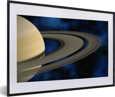 Produktbild von MuchoWow® Gerahmtes Poster Saturn gegen einen dunkelblauen Himmel 60x40 cm - Poster mit Schwarzem Bilderrahmen Wandposter Rahmen Foto Bilder - Schlafzimmer - Plakat in Rahmen - Drucken