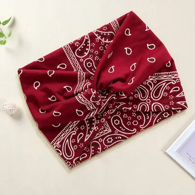 Obrázok produktu pre Bavlnená gumička do vlasov - tmavočervená, elegantná a ženská