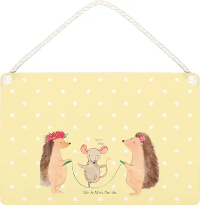 Produktbild von Mr. & Mrs. Panda Schild Igel Seilhüpfen DIN A4 - Gelb Pastell - Geschenk, Seilspringen, Maus, kleine aufmerksamkeit, wandtafel, Türschild, wandhänger, Kindergarten
