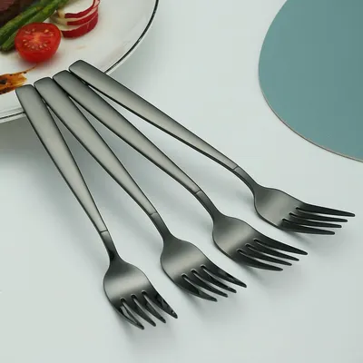 Produktbild von Schwarze Tischgabeln im 12er Set, titanbeschichtet, modernes Essbesteckset aus rostfreiem Stahl, Gabeln und Löffel, Besteck, ideal für Zuhause, Hotel, Hochzeit, spülmaschinenfest