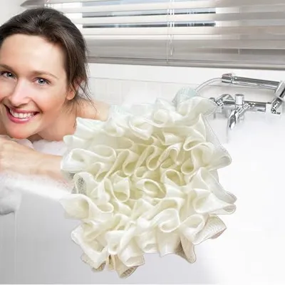 Produktbild von Luffa für Damen, 2-in-1-Körperpeeling und Duschball, schnelltrocknend und wiederverwendbar, mit Seifenhalter für Rücken, Beine und Arme