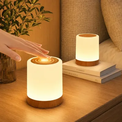 Produktbild von LED Nachttischlampe 2er Set, Nachttischlampe Touch dynamisch Dimmbar, 3 Modi USB Aufladbar, Nachtlicht Kinder Batterie mit Timing Tischlampe