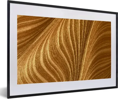 Produktbild von MuchoWow® Gerahmtes Poster Nahaufnahme von Goldfarbe 60x40 cm - Poster mit Schwarzem Bilderrahmen Wandposter Rahmen Foto Bilder - Schlafzimmer - Plakat in Rahmen - Drucken