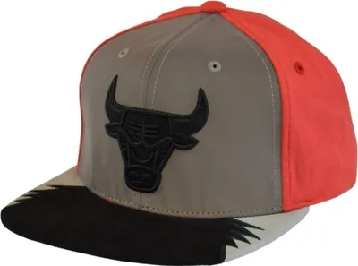 Immagine prodotto di Mitchell & Ness Cappelli Nba 5 Snapback Chicago Bulls, HHSS1102CBUYYPPPGYRD