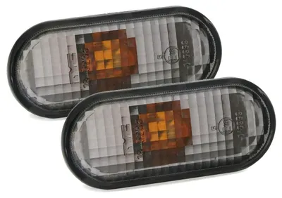 Zdjęcie produktu dla Reflektory kierunkowskazów czarne, pasujące do VW Golf 3, 4, Bora, T5, Transporter, Multivan, zestaw 2 sztuki
