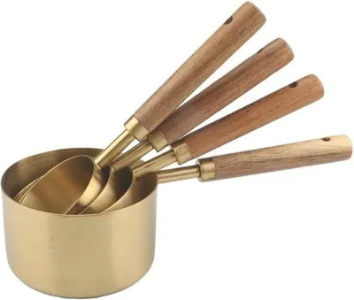 Produktbild von Famanu Messbecher Set mit Holzgriff und Edelstahl - Ideal zum Backen und Messen