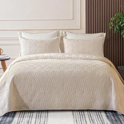 Zdjęcie produktu dla Narzuta pikowana z mikrofibry 260 x 280 cm - Beżowa - Z 2 poszewkami na poduszki - Na wszystkie pory roku