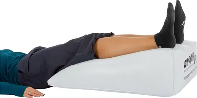 Produktbild von Aufblasbares Venenkissen Relax- und Wellnesskissen mit Bezug 70x50 cm