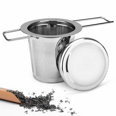 Produktbild von Teesieb, Teefilter mit Deckel, Abtropfschale, 304 Edelstahl TeeSieb für losen Tee, Premium Sieb, Faltbare Griffgestaltung Passend für die Meisten Tee-Tassen und Tee-Schalen (1 PACK)