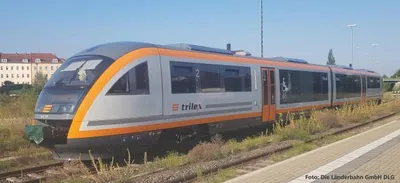 Produktbild von Piko Dieseltriebwg. Desiro Trilex VI + DSS 8pol. 52921