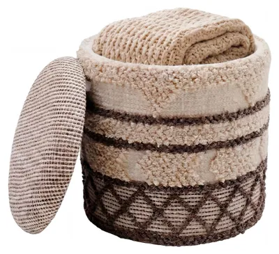 Sitzhocker mit Stauraum aus Wolle, Boho-Design Beige, 40 cm rund mit geöffnetem Deckel und Wolldecke im Inneren.