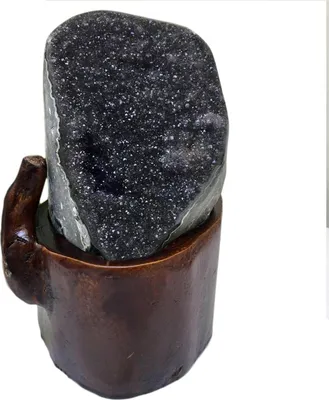 Zdjęcie produktu dla Naturalne kryształy lecznicze Amethyst Geode Crystal Decoration 8.16lbs
