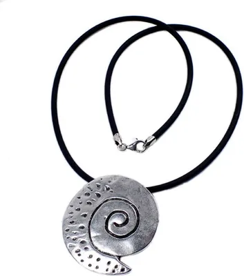 Produktbild von Minott Kautschuk Kette mit Muschel Anhänger 21349