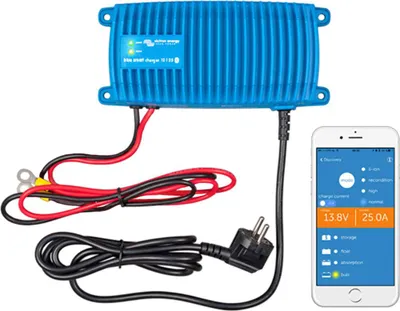 Zdjęcie produktu dla Ładowarka akumulatorów Victron Blue Smart 12/7 IP67 12V 230V
