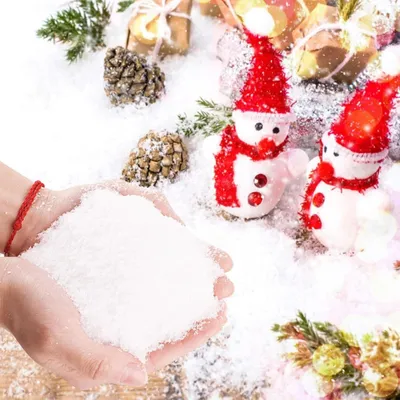 Kunstschnee 100 g – künstliche Schneeflocken für Weihnachtsdeko