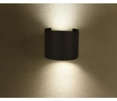 Immagine prodotto di V-TAC VT-756 Lampada LED 5W parete semicerchio doppIo led 140Lm/W luce Bianco Caldo 3000K - nero satinato IP65- 217081