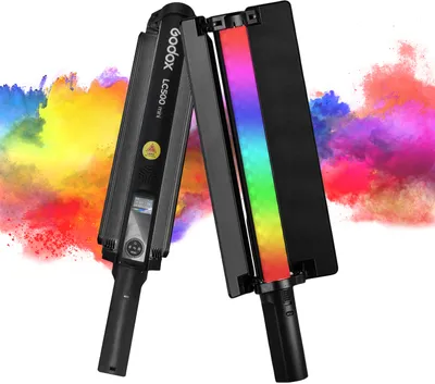 Produktbild von GODOX MINI LC500R 20 W RGB-Handfotografielampe, tragbares LED-Licht, LED-Stab, 2470 mAh-Akku, eingebauter CRI¡Ý95, 2500 KšC8500 K, dimmbar, 15 FX-Effekte, unterstuetzt kabellose Fernbedienung mit Barndoor-Griff und USB-Kabel