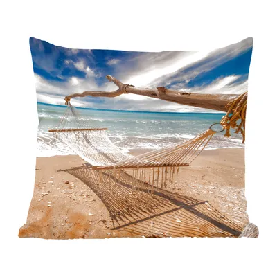 Produktbild von MuchoWow® Zierkissen Sofakissen Wohnzimmer Dekokissen 50x50 cm Strand - Meer - Hängematte - Komfort - Sofakissen