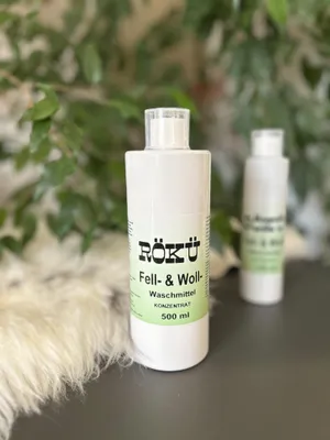 Produktbild von RÖKÜ Fell- & Wollwaschmittel Konzentrat - Spezialwaschmittel für Lammfell, Schaffell und Wolle - 500 ml
