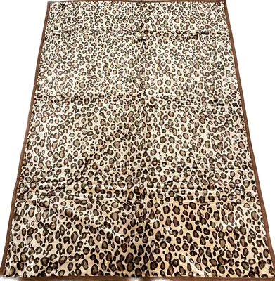 Produktbild von Almina Decke 160x220cm 1 Person Leoparden Muster Tagesdecke Kuscheldecke Wohndecke Fleecedecke Bettdecke Motiv 8