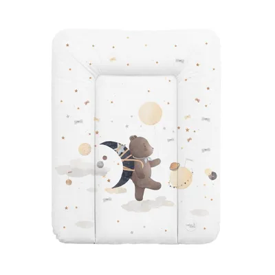 Produktbild von Ceba Baby Basic Weiche Profilierte Wickelauflage 50 x 70 cm – Wickelunterlage für Wickelkommode, Standard 100 (Galactic Travel)