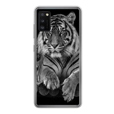 Produktbild von MuchoWow® Handyhülle Schutzhülle Hülle für Samsung Galaxy A41 Sumatra-Tiger auf schwarzem Hintergrund Silikon Softcase Handy Hülle - Mobiltelefon