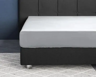 Produktbild von Primaviera Deluxe Satijnen Spannbettuch Weiß 140 x 200 cm