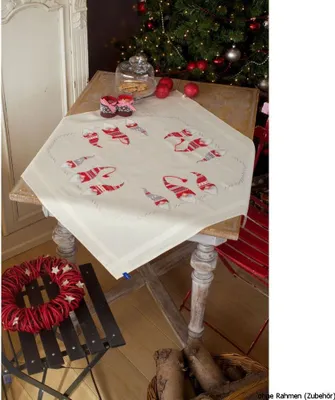 Produktbild von Vervaco Tischdecke "Weihnachten Gnomen", Stickbild vorgezeichnet