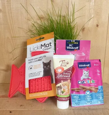 Produktbild von Geschenkpackung mit Katzensnacks - Warentuin  mix