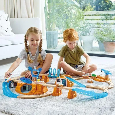Produktbild von Hape Mars Exploration Zugset - Weltraum Spielzeug mit Licht und Sound