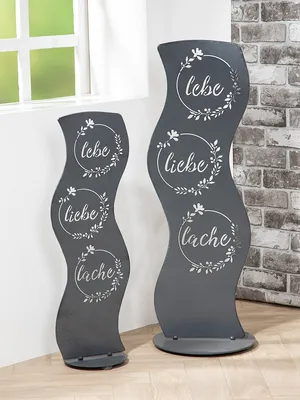 Produktbild von Gilde Standrelief, Welle, "Lebe Liebe Lache", Spruch, Metall, grau, VE 2, L. 24 cm, B. 30 cm, H. 89 cm