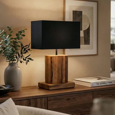 Produktbild von Tischlampe NANTU aus recyceltem Massivholz, Schwarz/Natur - Tischleuchte mit rechteckigem Stoffschirm und Sockel aus Massivholz, skulpturales Design, ideal als Flurlampe oder Nachttischlampe