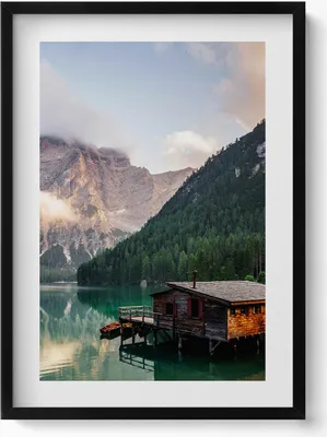 Produktbild von Haus am Bergsee– Wandbild mit Rahmen – Gerahmtes Bild  – Wanddekoration – 50x70 cm –  Schwarz Rahmen