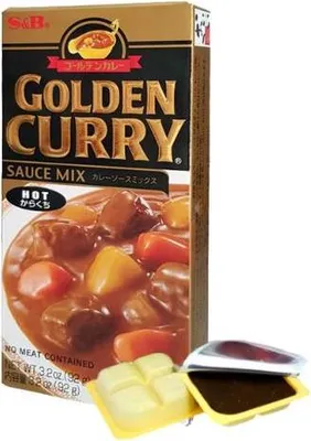 Produktbild von S&B GOLDEN CURRY Japanisches Curry Mix in Würfel 92g Scharf | HOT